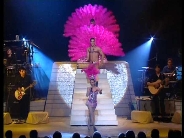 KYLIE MINOGUE 'DANCING QUEEN'LIVE IN SIDNEY 1998