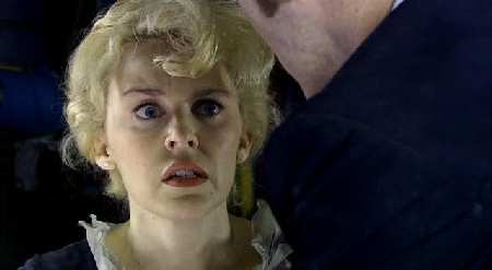 KYLIE MINOGUE EN DR. WHO'S VOYAGE TO THE DAMNED