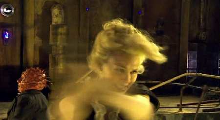 KYLIE MINOGUE EN DR. WHO'S VOYAGE TO THE DAMNED