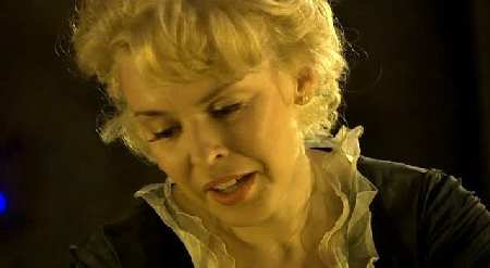 KYLIE MINOGUE EN DR. WHO'S VOYAGE TO THE DAMNED