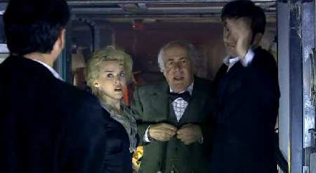 KYLIE MINOGUE EN DR. WHO'S VOYAGE TO THE DAMNED