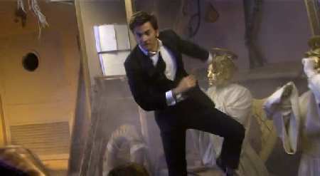 KYLIE MINOGUE EN DR. WHO'S VOYAGE TO THE DAMNED