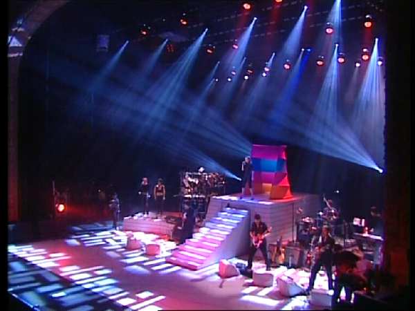 KYLIE MINOGUE 'TOO FAR' LIVE IN SIDNEY 1998