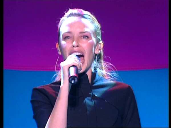 KYLIE MINOGUE 'TOO FAR'LIVE IN SIDNEY 1998